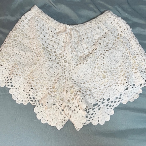 Handmade Three Piece Knitted Halter Shorts & Cover up Cream - Picture 3 of 5
